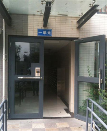 单元门哪里有